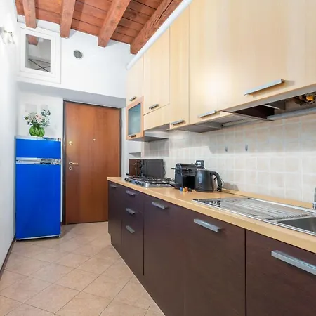 Conciliazione-centralissima Apartment Milan